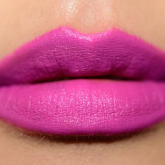 Kat Von D Everlasting Liquid Lipstick in K-Dub - Picture 2 of 3